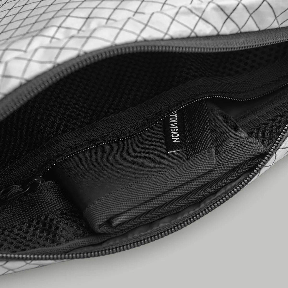 Civil Middle Crossbody Bag Gen.1 RD-CMCB_GEN.1 WHITE - Image 12