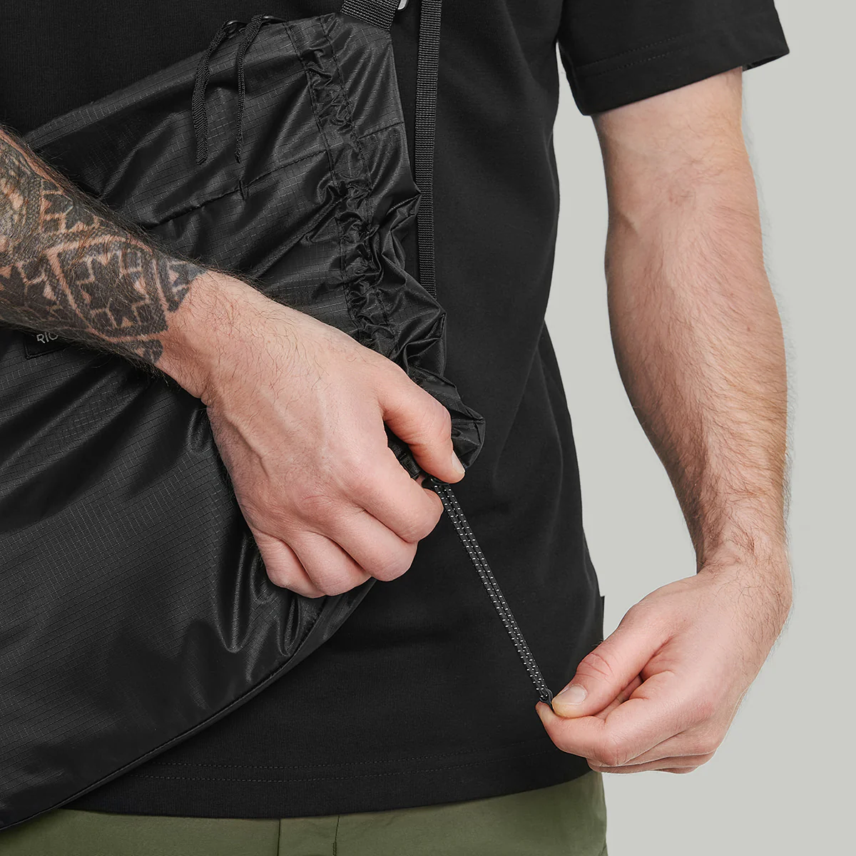 Lightweight Adjustable Length Bag Gen.1 RD-LALB_GEN.1 (SS25) BLACK - Image 11