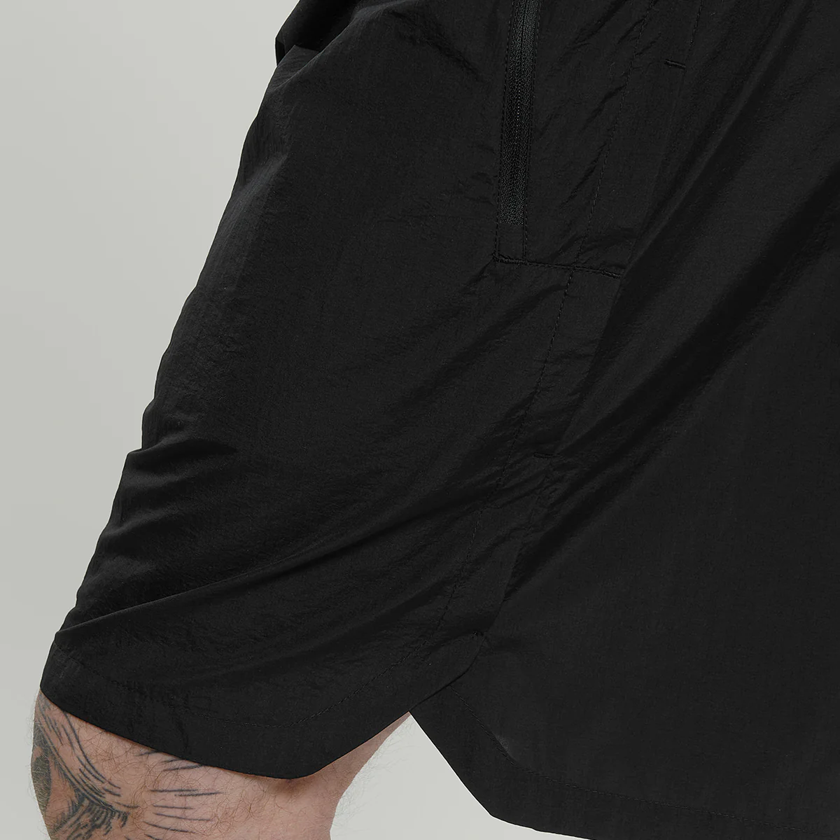 Lightweight Nylon Shorts With Airing Gen.1 RD-LNSWA_GEN.1 BLACK - Image 12